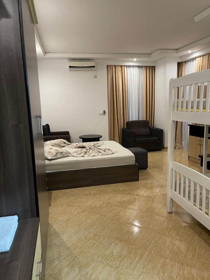 Hotel Zverneci Kültér fotó